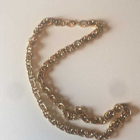 Gold Colored Chunky Chain - Picture 1 of 6